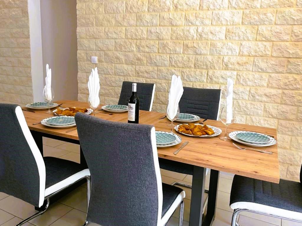 Charme Du Nord 2 Apartment Sainte Clotilde Bagian luar foto