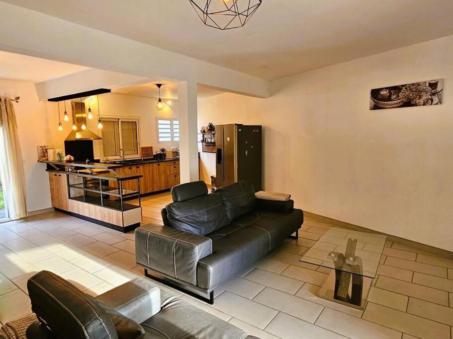 Charme Du Nord 2 Apartment Sainte Clotilde Bagian luar foto