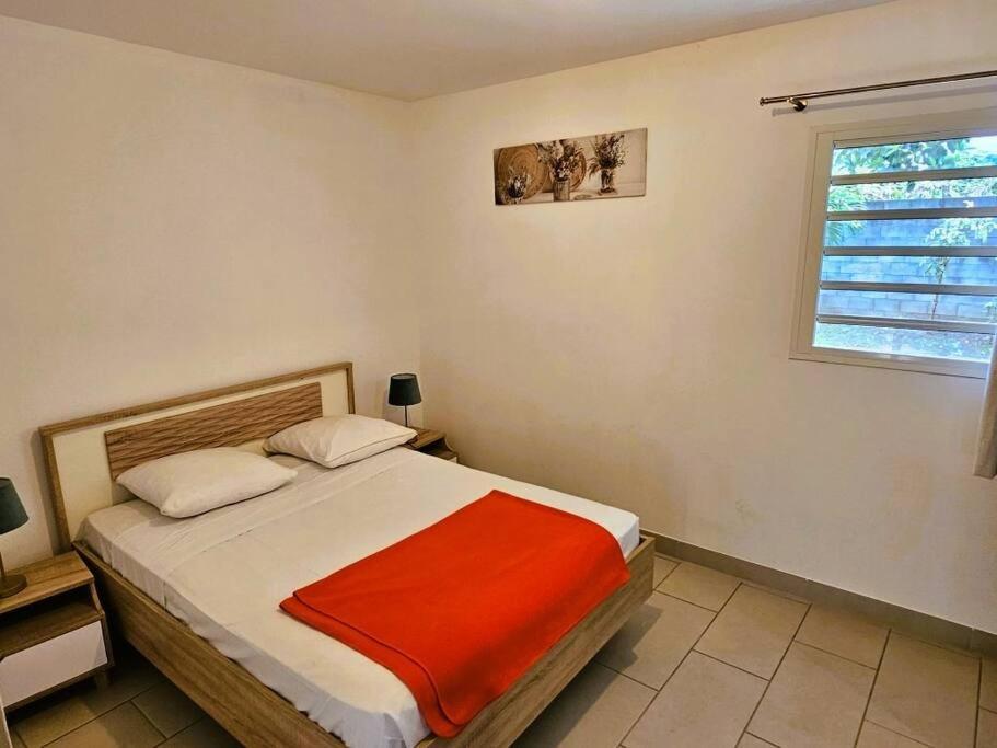 Charme Du Nord 2 Apartment Sainte Clotilde Bagian luar foto